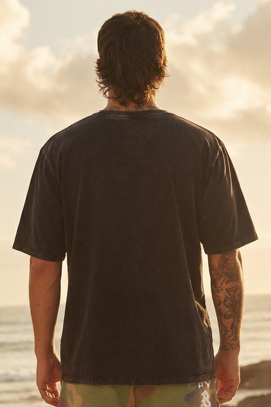 THE REGULAR FIT TEE - WASHED BLACK